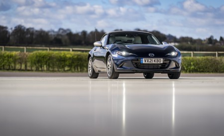 2021 Mazda MX-5 Sport Venture Front Wallpapers 450x275 (108)
