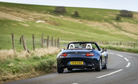 2021 Mazda MX-5 Sport Venture Rear Wallpapers 450x275 (89)