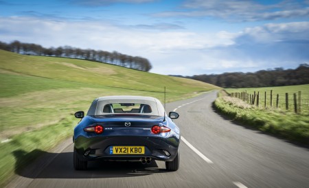 2021 Mazda MX-5 Sport Venture Rear Wallpapers 450x275 (34)