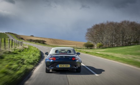 2021 Mazda MX-5 Sport Venture Rear Wallpapers 450x275 (39)