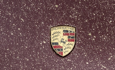 2021 Porsche Taycan 4 Cross Turismo (Color: Cherry Metallic) Badge Wallpapers 450x275 (180)