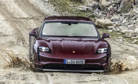 2021 Porsche Taycan 4 Cross Turismo (Color: Cherry Metallic) Off-Road Wallpapers 450x275 (162)