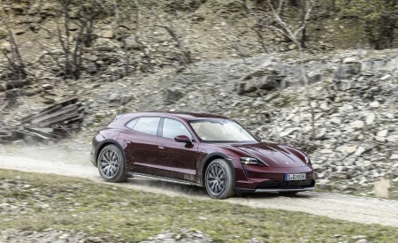 2021 Porsche Taycan 4 Cross Turismo (Color: Cherry Metallic) Off-Road Wallpapers 450x275 (161)