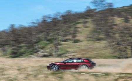2021 Porsche Taycan 4 Cross Turismo (Color: Cherry Red) Off-Road Wallpapers 450x275 (30)