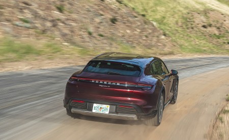 2021 Porsche Taycan 4 Cross Turismo (Color: Cherry Red) Rear Wallpapers 450x275 (14)