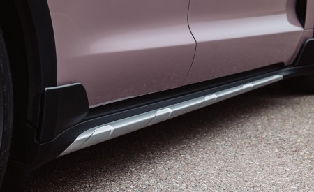 2021 Porsche Taycan 4 Cross Turismo (Color: Frozen Berry Metallic) Detail Wallpapers 450x275 (133)