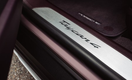 2021 Porsche Taycan 4 Cross Turismo (Color: Frozen Berry Metallic) Door Sill Wallpapers 450x275 (137)