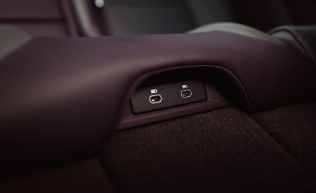 2021 Porsche Taycan 4 Cross Turismo (Color: Frozen Berry Metallic) Interior Detail Wallpapers 450x275 (146)