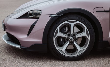 2021 Porsche Taycan 4 Cross Turismo (Color: Frozen Berry Metallic) Wheel Wallpapers 450x275 (131)