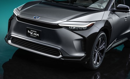 2021 Toyota bZ4X BEV Concept Front Wallpapers 450x275 (5)