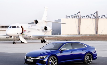 2021 Volkswagen Arteon R Front Three-Quarter Wallpapers 450x275 (68)