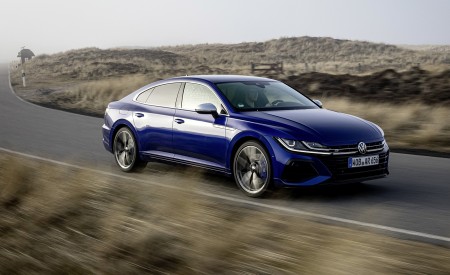 2021 Volkswagen Arteon R Front Three-Quarter Wallpapers  450x275 (2)