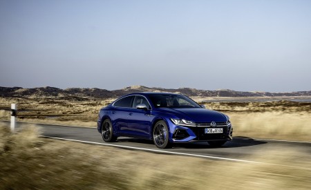 2021 Volkswagen Arteon R Front Three-Quarter Wallpapers 450x275 (26)