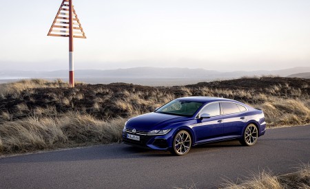 2021 Volkswagen Arteon R Front Three-Quarter Wallpapers 450x275 (53)