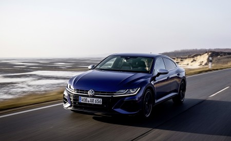 2021 Volkswagen Arteon R Front Three-Quarter Wallpapers 450x275 (8)