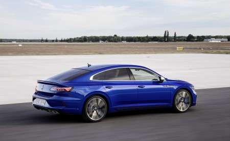 2021 Volkswagen Arteon R Rear Three-Quarter Wallpapers 450x275 (65)