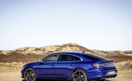 2021 Volkswagen Arteon R Rear Three-Quarter Wallpapers 450x275 (57)