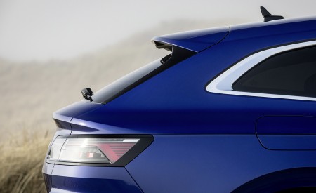 2021 Volkswagen Arteon R Shooting Brake Detail Wallpapers 450x275 (48)