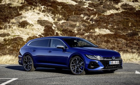 2021 Volkswagen Arteon R Shooting Brake Front Three-Quarter Wallpapers 450x275 (25)
