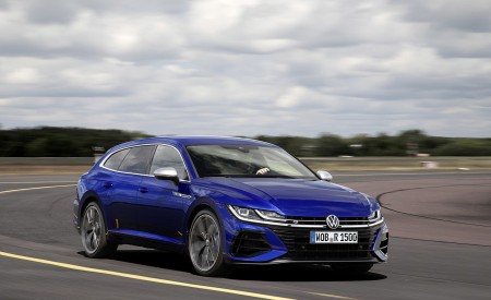 2021 Volkswagen Arteon R Shooting Brake Front Three-Quarter Wallpapers 450x275 (70)