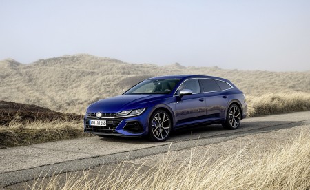 2021 Volkswagen Arteon R Shooting Brake Front Three-Quarter Wallpapers 450x275 (26)