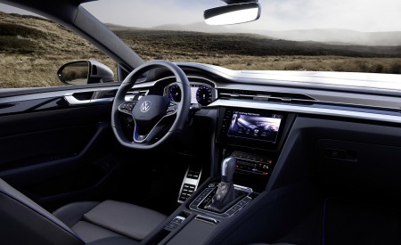 2021 Volkswagen Arteon R Shooting Brake Interior Wallpapers 450x275 (58)