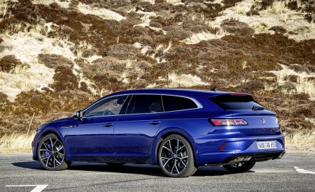 2021 Volkswagen Arteon R Shooting Brake Rear Three-Quarter Wallpapers 450x275 (28)