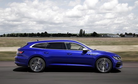 2021 Volkswagen Arteon R Shooting Brake Side Wallpapers 450x275 (73)