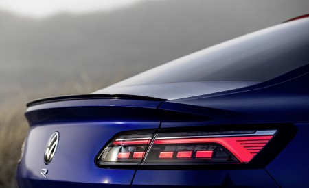 2021 Volkswagen Arteon R Tail Light Wallpapers  450x275 (76)