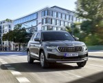 2021 Škoda Kodiaq Front Three-Quarter Wallpapers  150x120 (5)