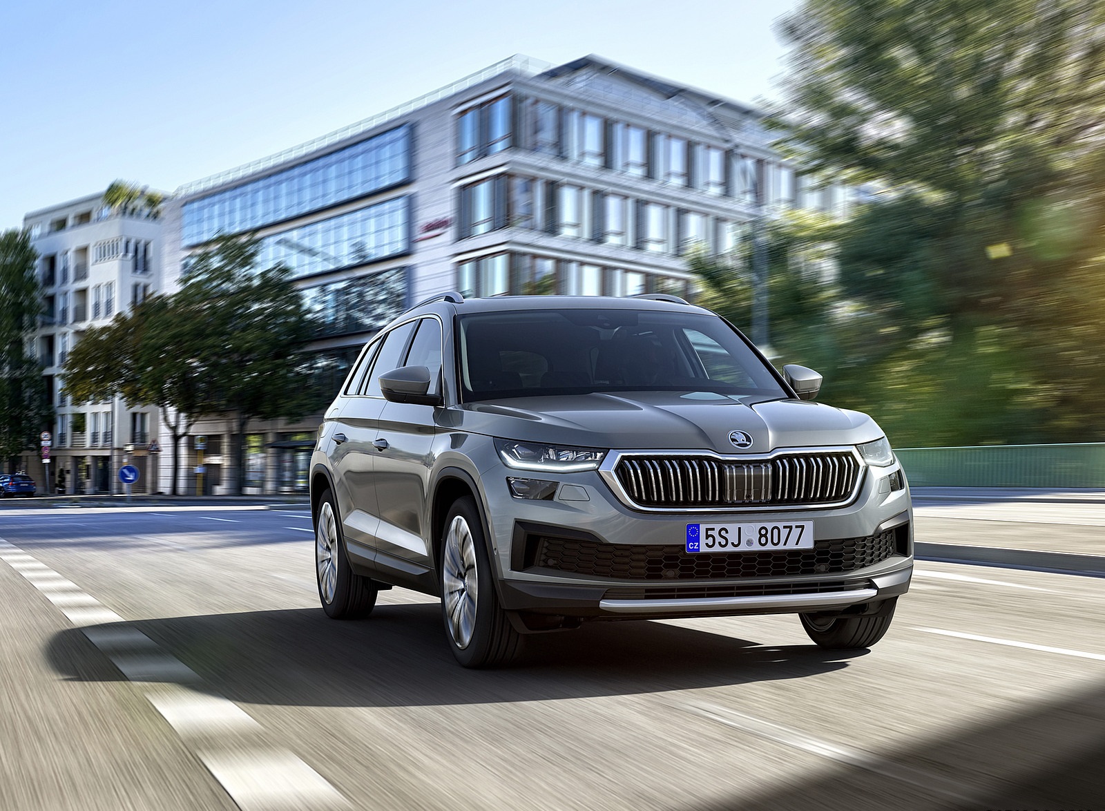 2021 Škoda Kodiaq Front Three-Quarter Wallpapers  (5)