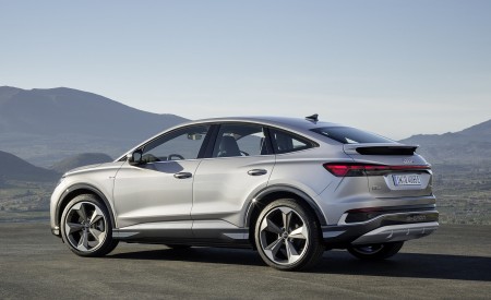 2022 Audi Q4 Sportback e-tron (Color: Florett Silver) Rear Three-Quarter Wallpapers  450x275 (77)