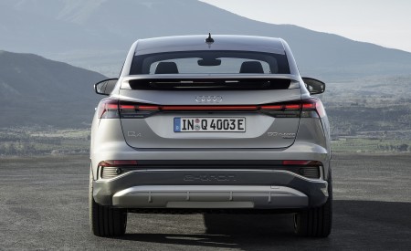 2022 Audi Q4 Sportback e-tron (Color: Florett Silver) Rear Wallpapers 450x275 (79)