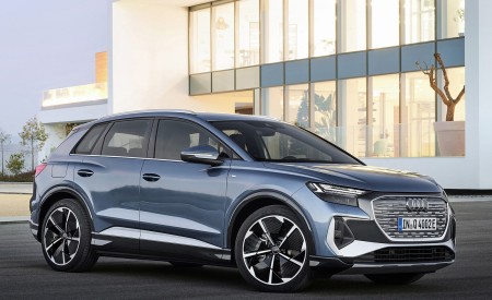 2022 Audi Q4 e-tron (Color: Geyser Blue Metallic) Front Three-Quarter Wallpapers  450x275 (79)