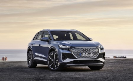 2022 Audi Q4 e-tron (Color: Geyser Blue Metallic) Front Wallpapers  450x275 (69)