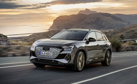 2022 Audi Q4 e-tron (Color: Typhoon Gray) Front Three-Quarter Wallpapers  450x275 (113)