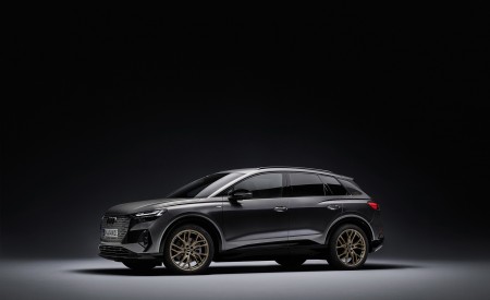 2022 Audi Q4 e-tron (Color: Typhoon Gray) Front Three-Quarter Wallpapers 450x275 (142)