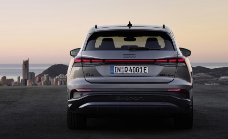 2022 Audi Q4 e-tron (Color: Typhoon Gray) Rear Wallpapers 450x275 (127)