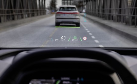 2022 Audi Q4 e-tron Head-up-Display Wallpapers 450x275 (151)
