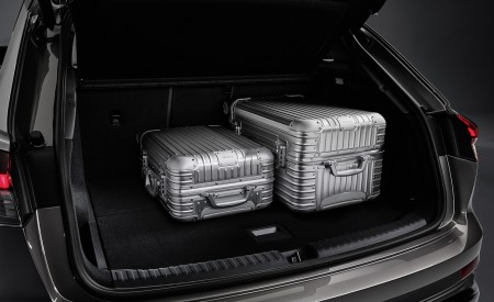2022 Audi Q4 e-tron Trunk Wallpapers  450x275 (175)