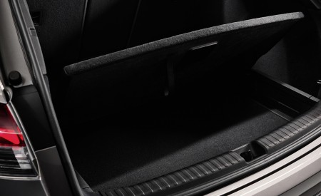 2022 Audi Q4 e-tron Trunk Wallpapers 450x275 (183)