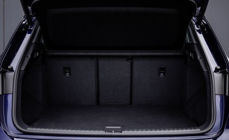 2022 Audi Q4 e-tron Trunk Wallpapers 450x275 (50)