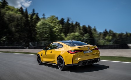 2022 BMW M4 Competition M xDrive Rear Three-Quarter Wallpapers 450x275 (25)