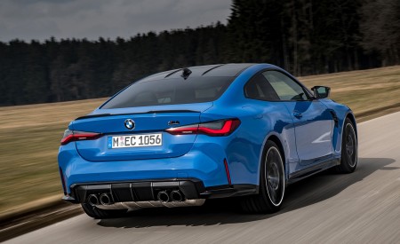 2022 BMW M4 Competition M xDrive Rear Three-Quarter Wallpapers 450x275 (35)
