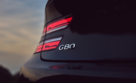 2022 Genesis Electrified G80 Badge Wallpapers 450x275 (46)