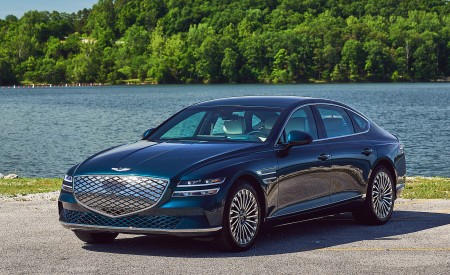 2022 Genesis Electrified G80 Front Three-Quarter Wallpapers 450x275 (33)