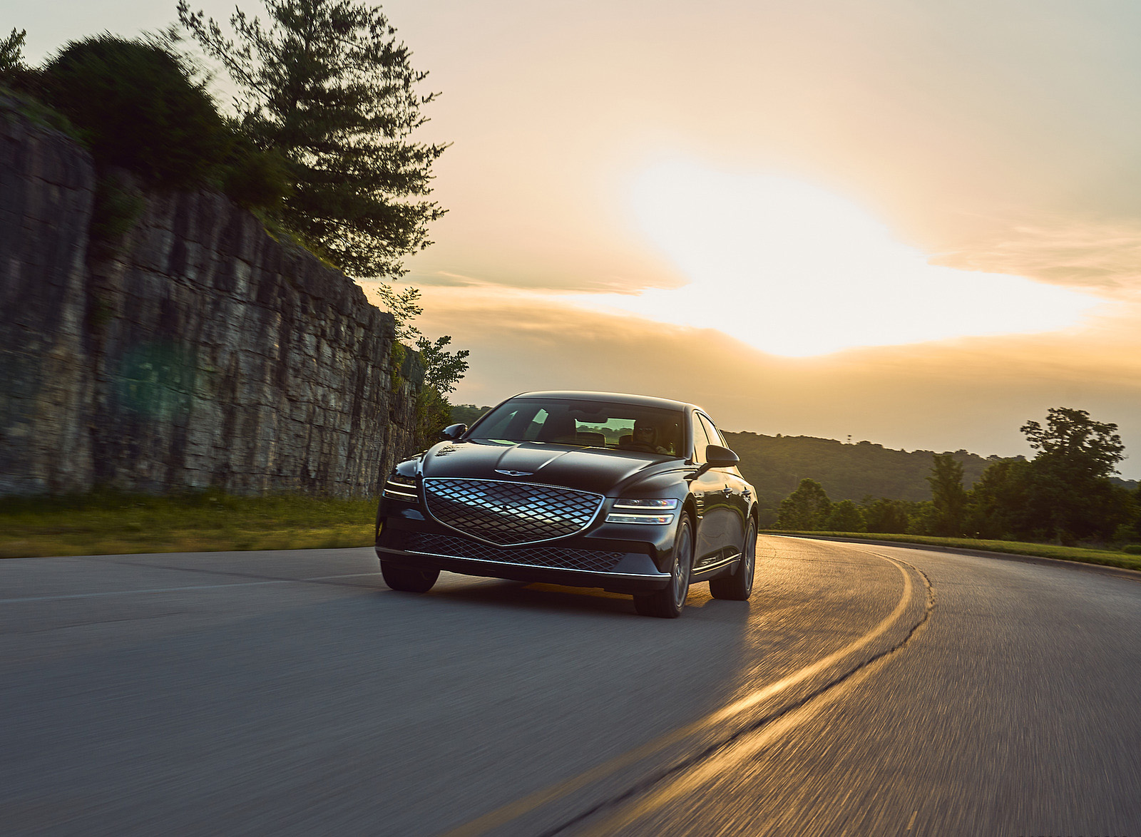 2022 Genesis Electrified G80 Front Wallpapers (4)