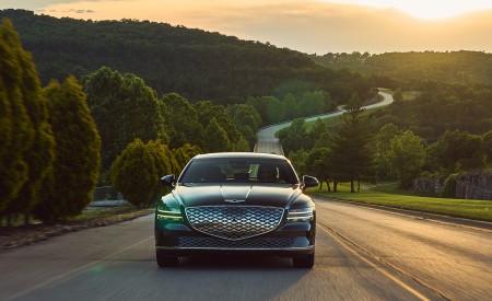 2022 Genesis Electrified G80 Front Wallpapers  450x275 (5)