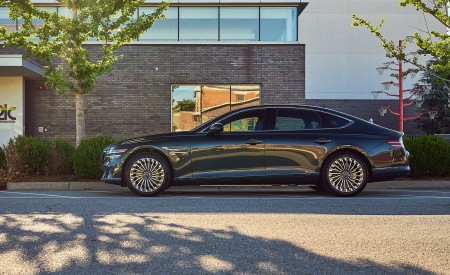 2022 Genesis Electrified G80 Side Wallpapers 450x275 (37)