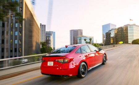 2022 Honda Civic Sedan Sport with HPD Package Rear Three-Quarter Wallpapers 450x275 (5)